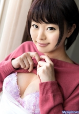 Japanese Women 7130125