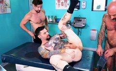 Fisting Dilf Doctor Fucks Jock In 3some