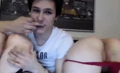 Teen Bella 4u Fingering Herself On Live Webcam